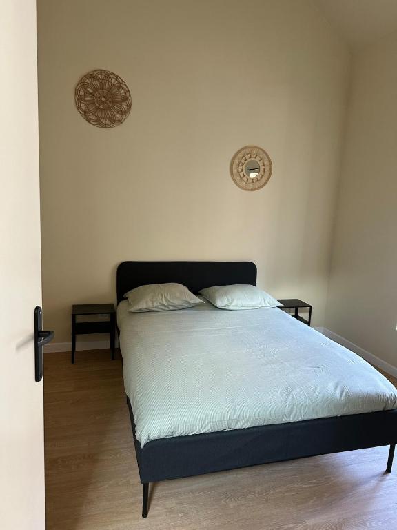 Appartement 2 chambres gare chateaucreux - 4