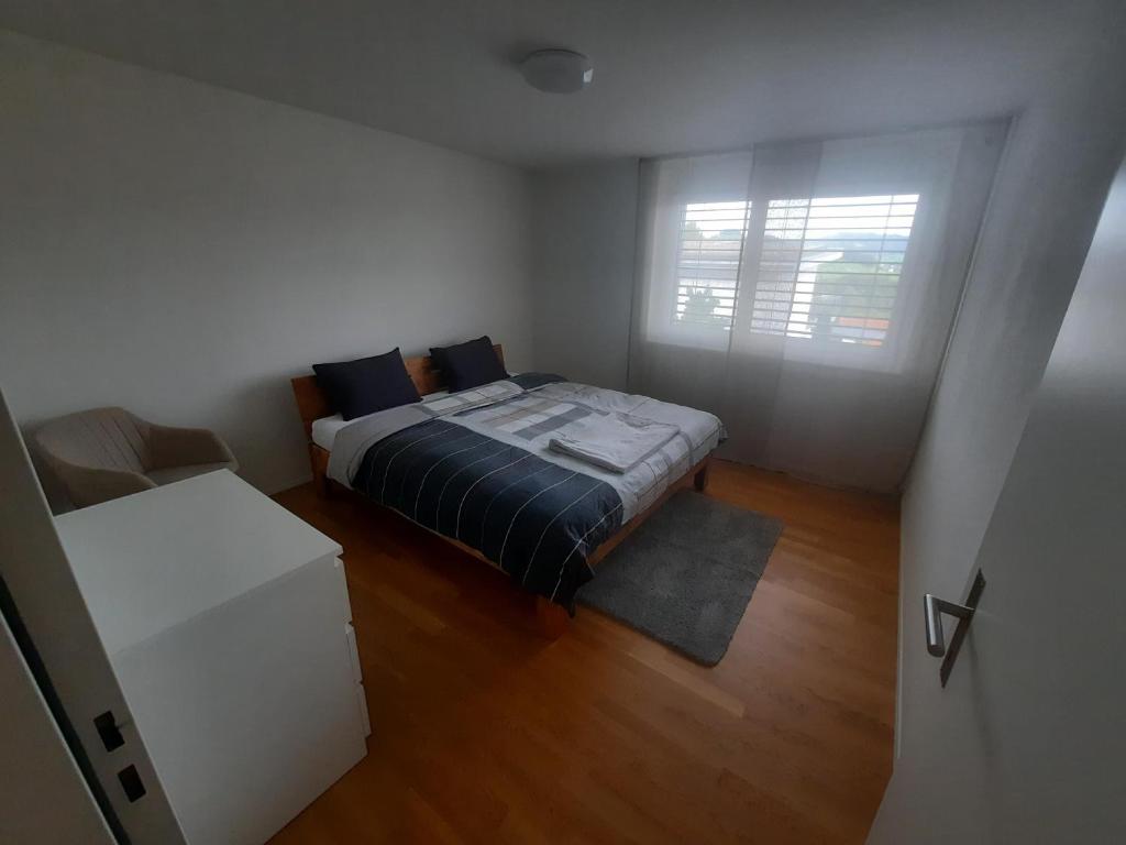 Zimmer 1, Haus der Begegnung, Goldingen