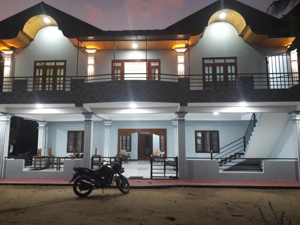 Vishnu Villa, Manippai