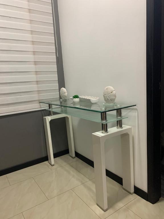 Great Blue Heron Modern Apartment - 2