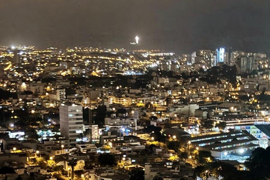 2 Bedroom Apartment in front of Miraflores - 4