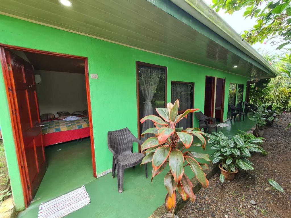 Marea Viajera - Hostal, Drake Bay Airport