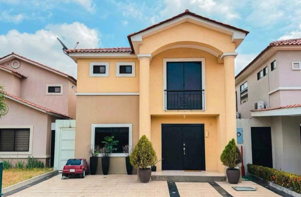 Casa en Ciudad celeste La Marina - 1