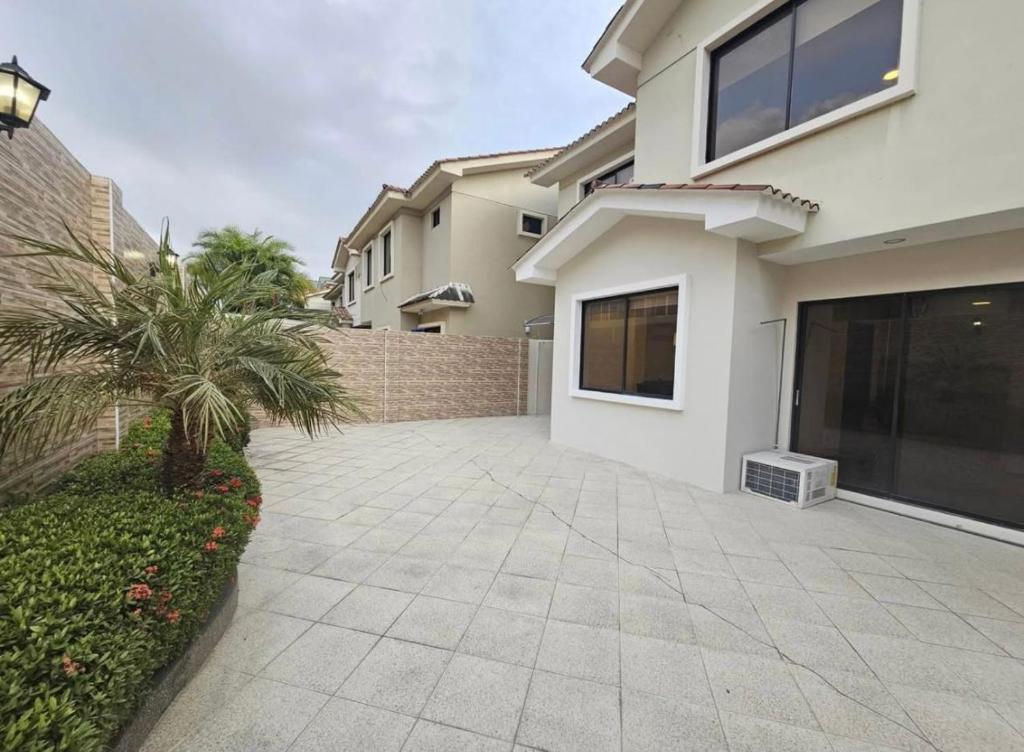 Casa en Samborondon - 3