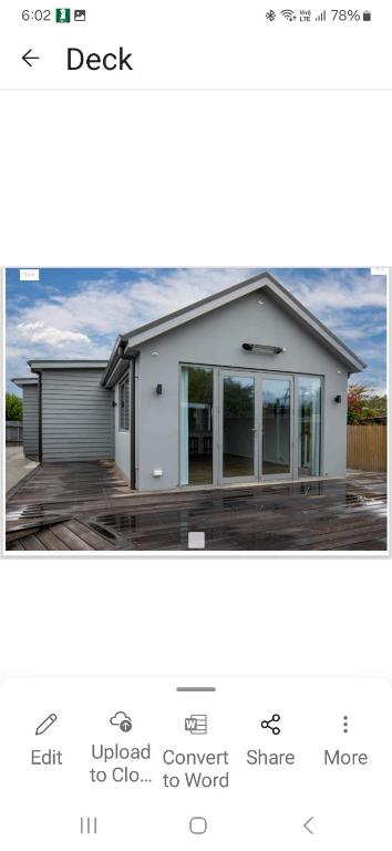 Modern & Comfort in Central Alexandra, Alexandra