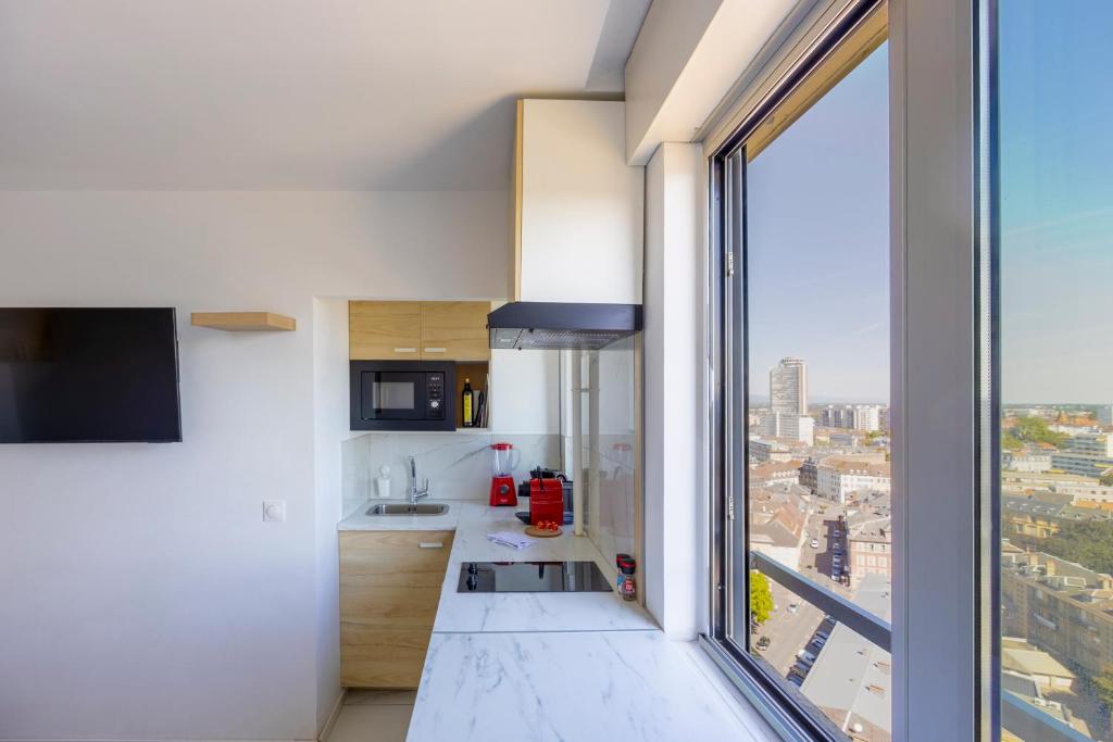 WilSeize by Max, Bright, renovated studio, 1 min station - 3