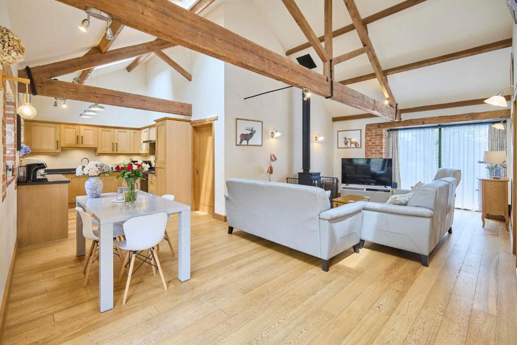 Host & Stay - Rupert's Barn, Gimingham