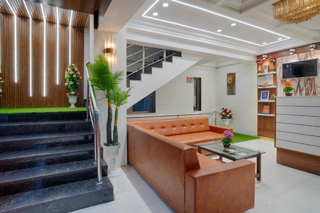 フロント・ロビー