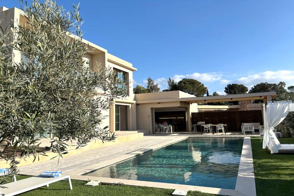 Harmony Modern 5 Etoiles villa with pool for 12 people - 1