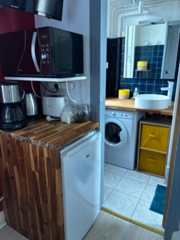 Studio near thermal baths & city center - 3
