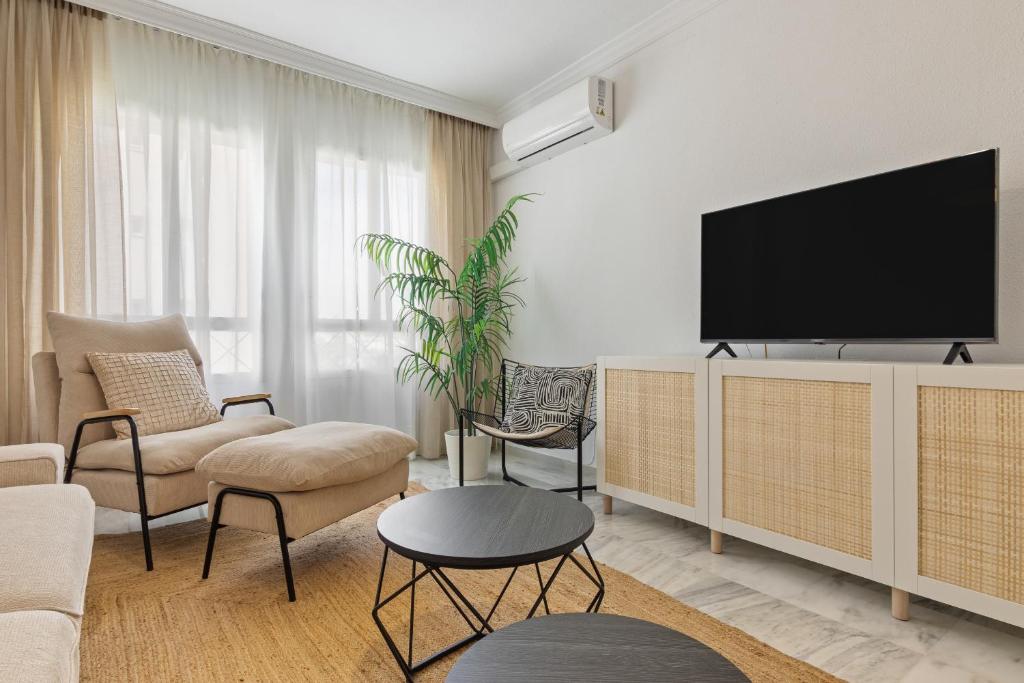 Amplio apartamento con piscina y parking en Torremolinos - 5