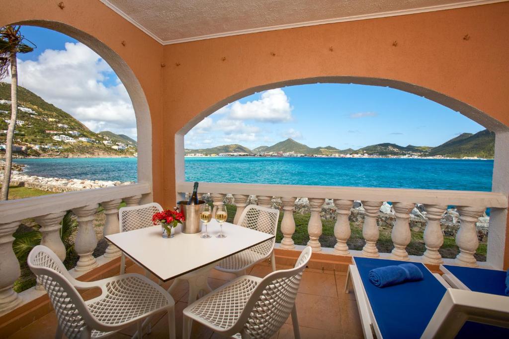 ディヴィ リトル ベイ ビーチ リゾート (Divi Little Bay Beach Resort)