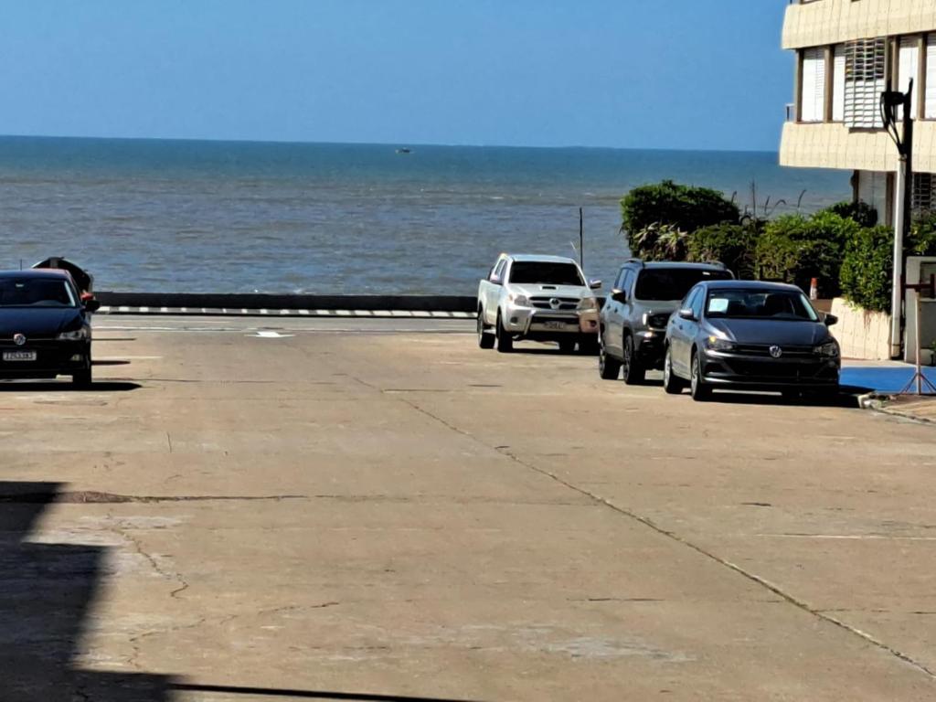 Apto en Península Punta del Este -Excelente ubicación - 3