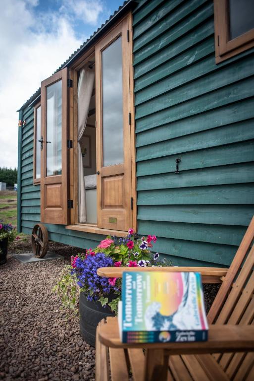 Pentland Shepherd Huts, Penicuik photo 7