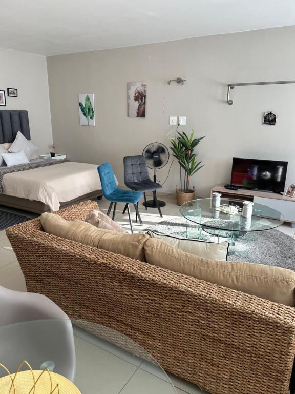 Charming Oasis in Town, Kapské Město