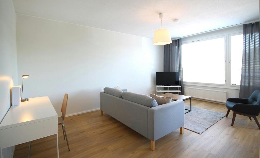 Spacious Apartment for 6, Kouvola