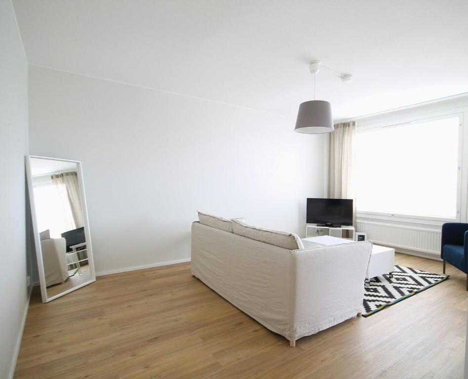 Spacious Apartment for 6, Kouvola