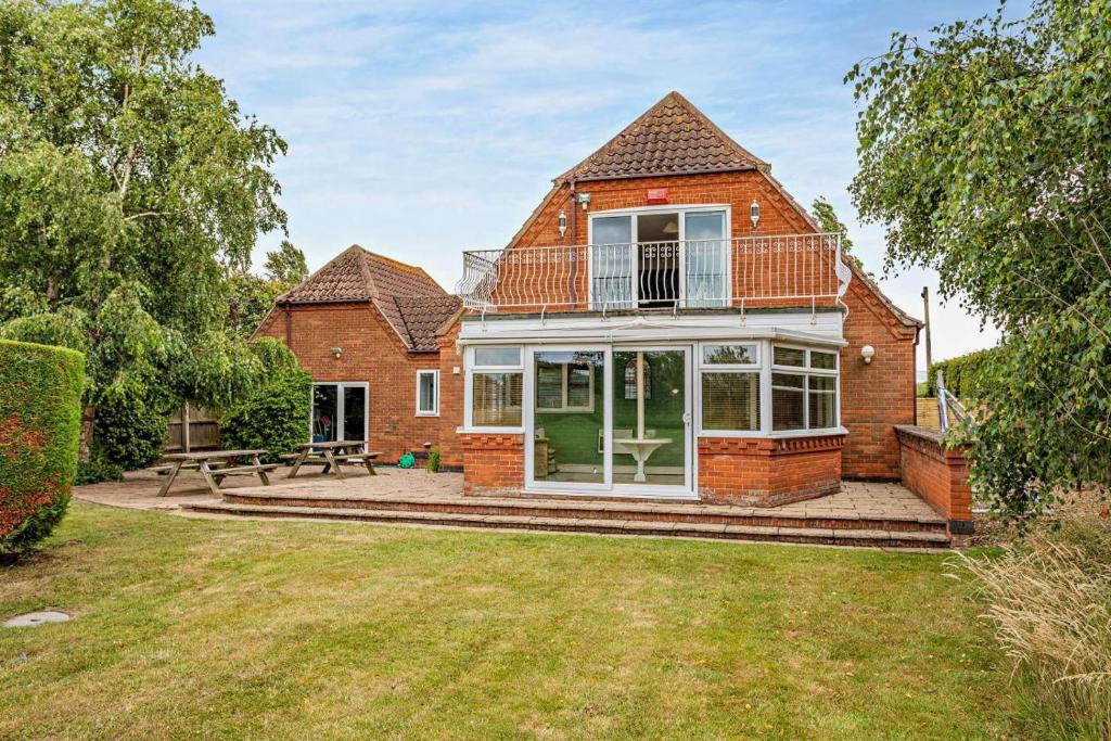 Sandsound, Holme next the Sea