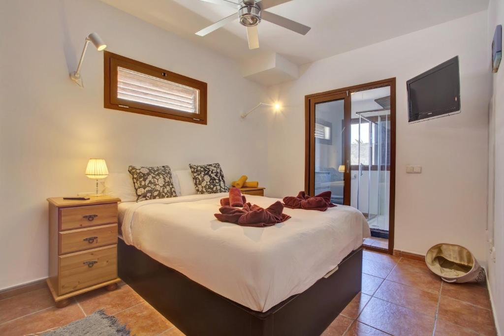 Casa Queen Ovetus Planta baja, piscina y WIFI - 4
