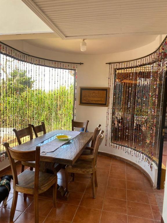 Spacious chalet on Lake Calima - 4