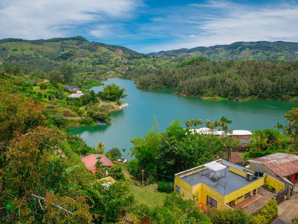 Hermosa casa de campo en GUATAPÉ - 5