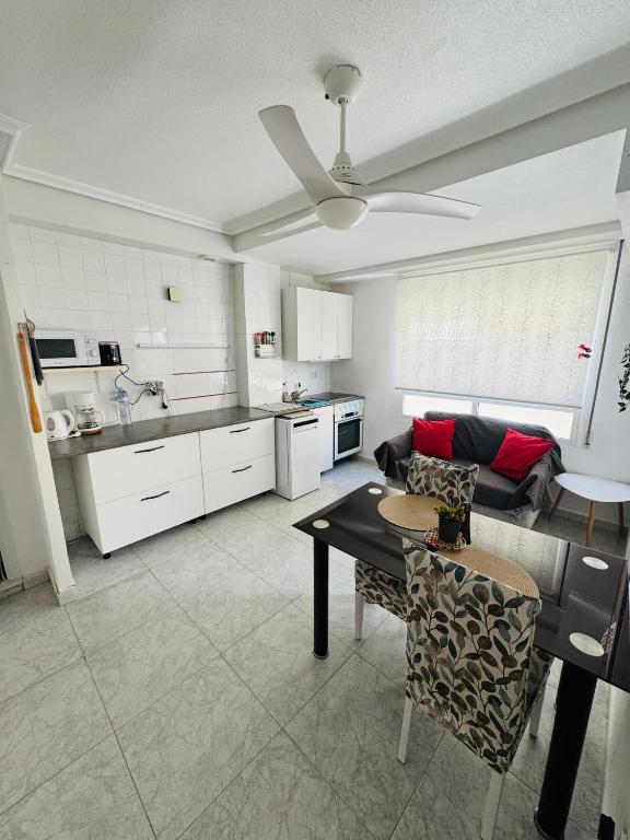 Beach apartment / Torrevieja - 4