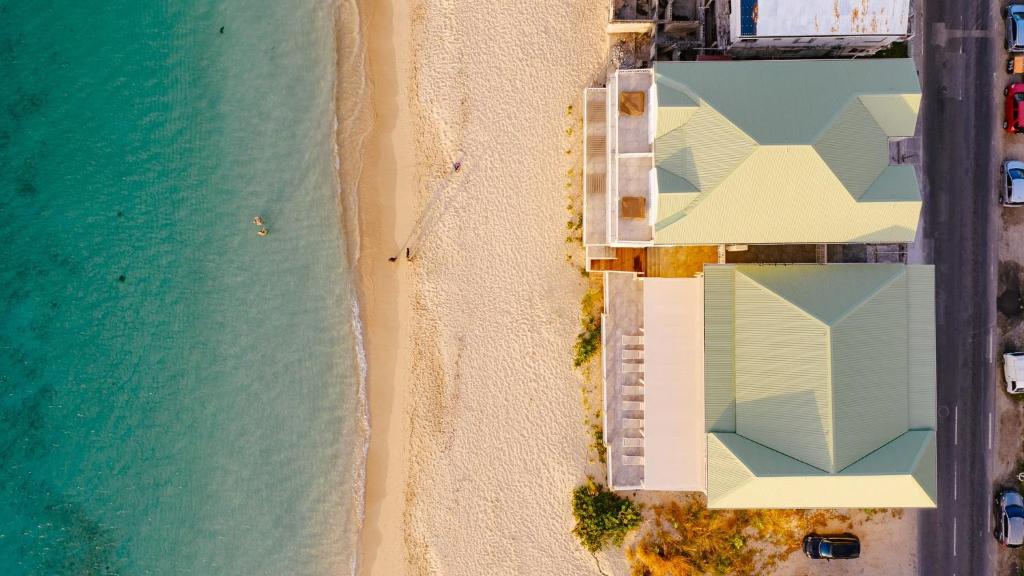 Suite 6 Mogador Residence, 2BR, brand-new, rare & luxury, sea view, Grand Case