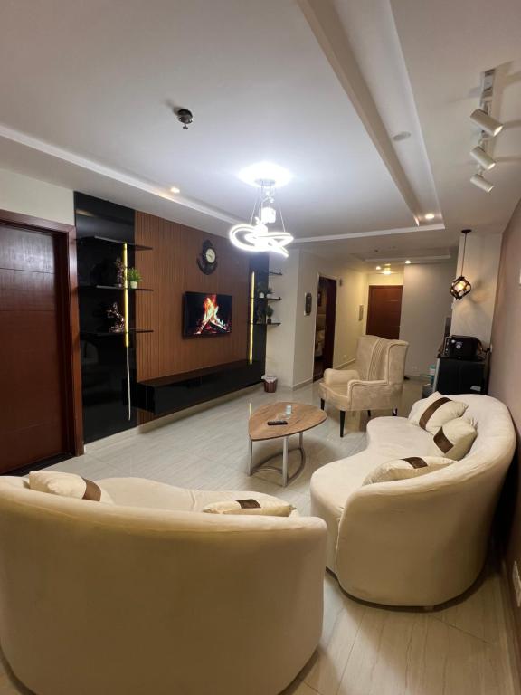 Gulbarg Green, Islamabad