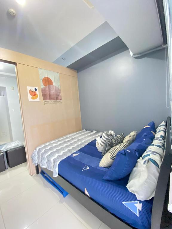 Ivy' s staycation, Kaybagal