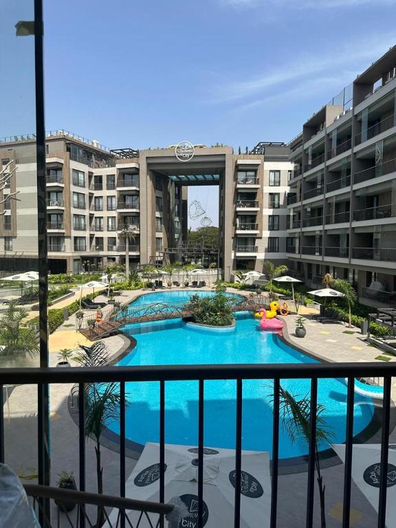 Diamond in City by Easy Stay, Accra