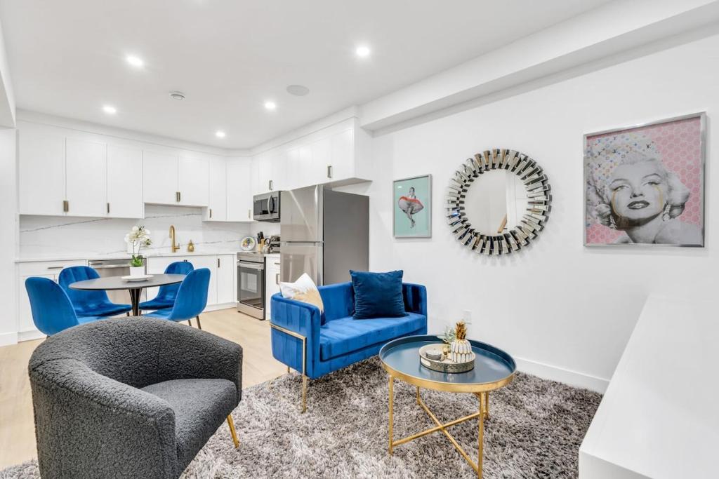 The Olaf in Trendy Killarney - Close to Everything, Calgary