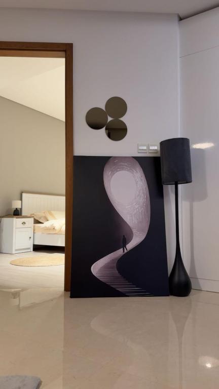 One way flat, Muscat