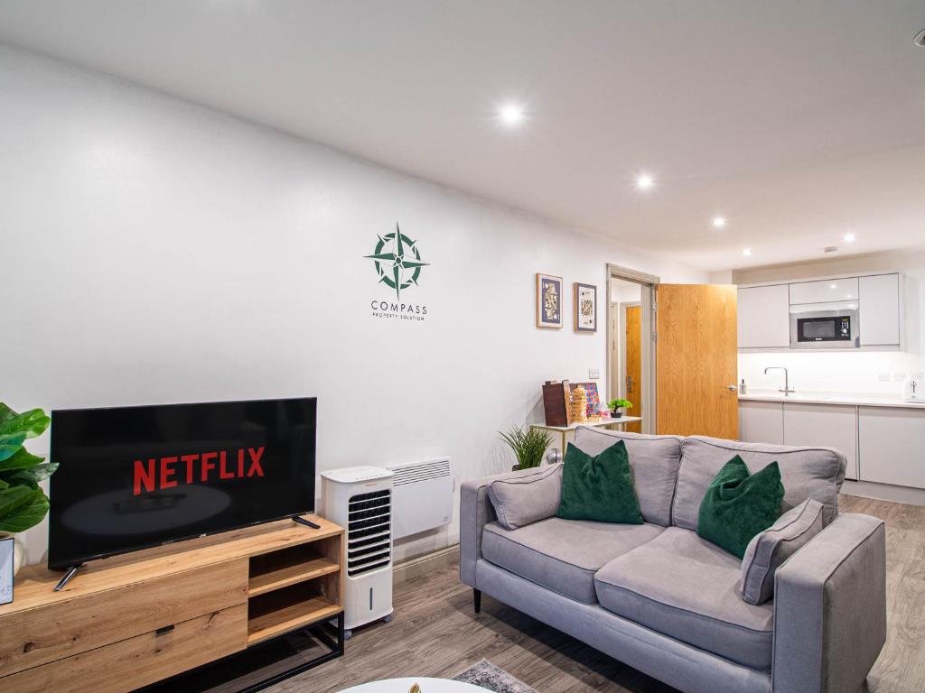 Modern Apartment by Leeds Arena & Uni, Central Station