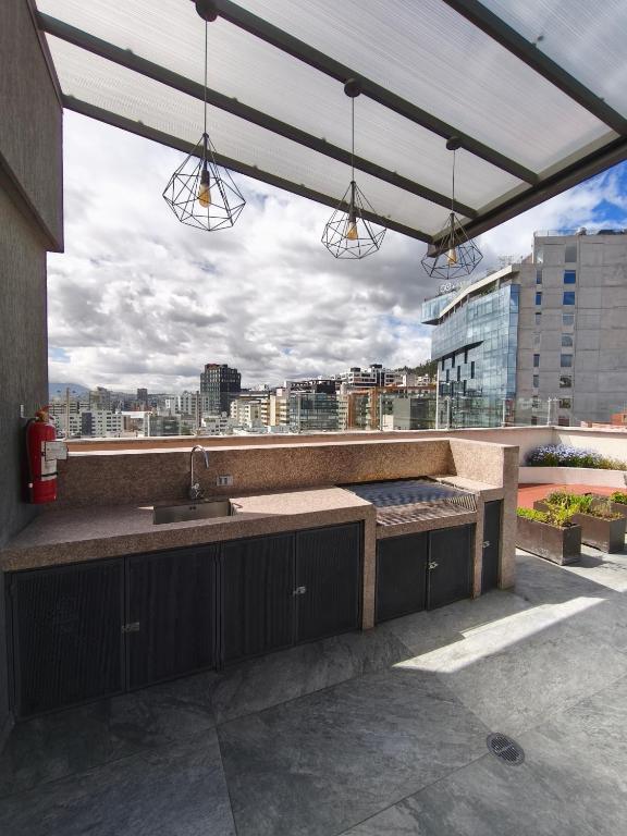 Lujosa suite, Jacuzzi, parking, gym - 4