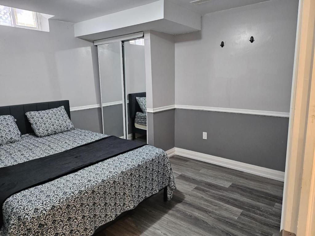 1 BR Bsmt, Sep Entrn, Fre Prkn, Wi-Fi, Ktchn, Lndry, Mississauga