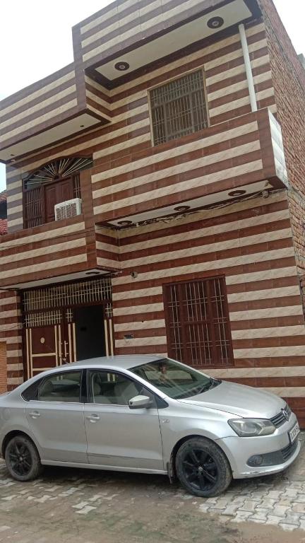 Old is gold, Charkhi Dādri