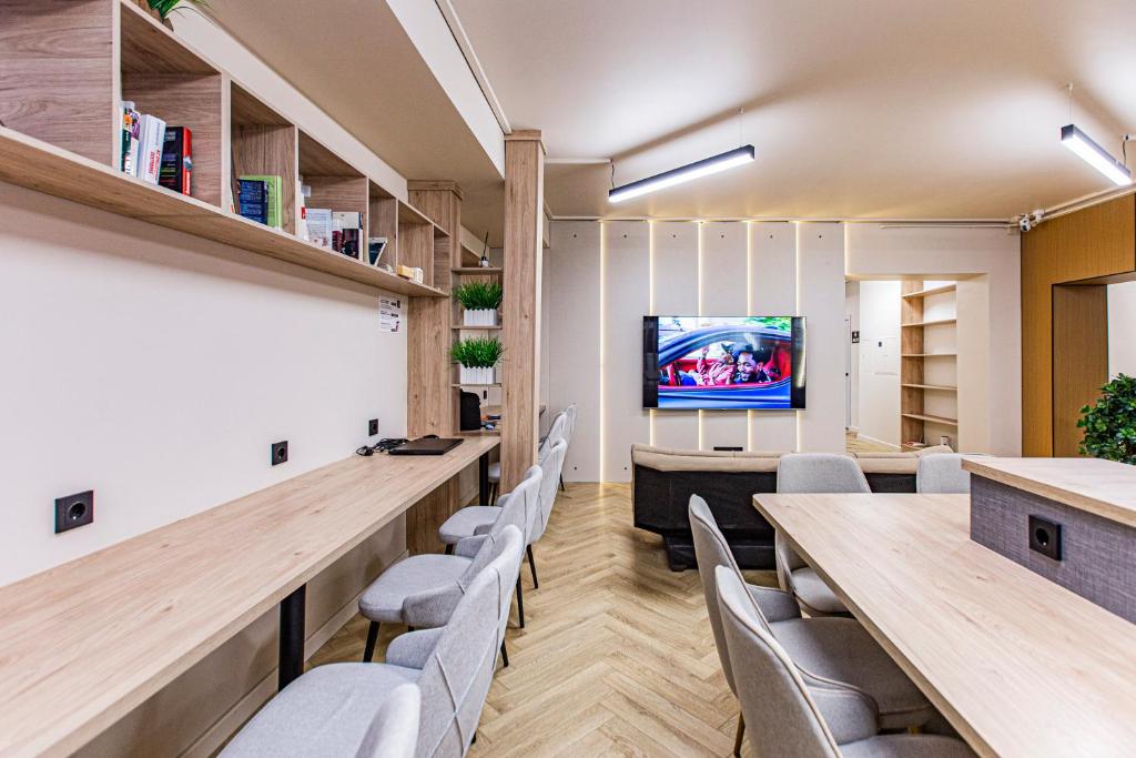 Luxx Aparts