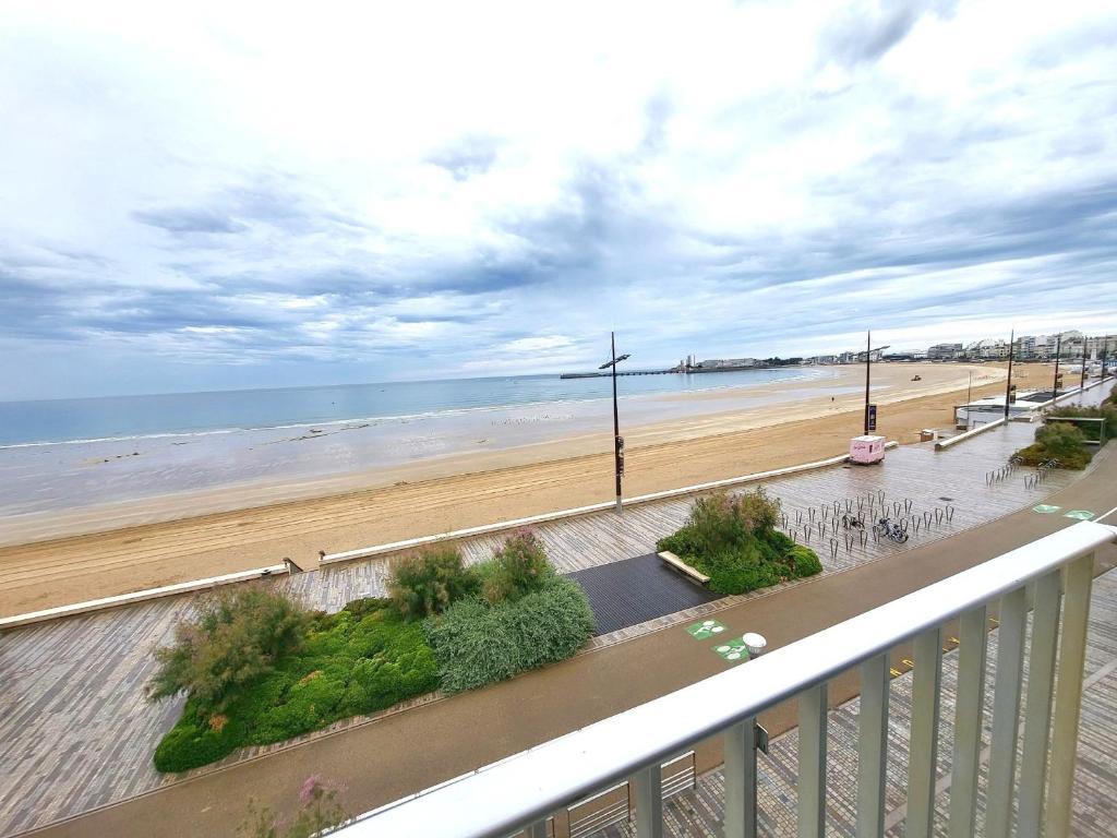 Appartement cocooning face mer aux Sables d'Olonne avec accès direct plage - FR-1-92-606 - 1