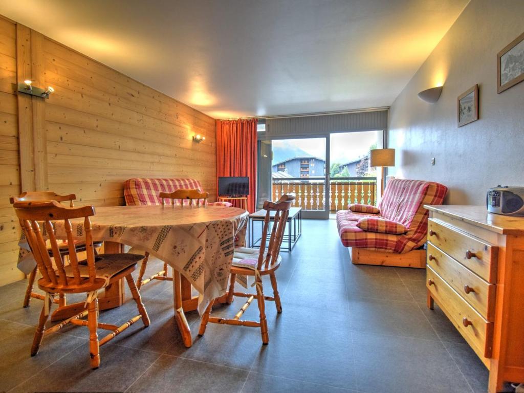 Appartement 2 pièces avec balcon près du centre de Morzine, parking disponible - FR-1-524-141 - 1