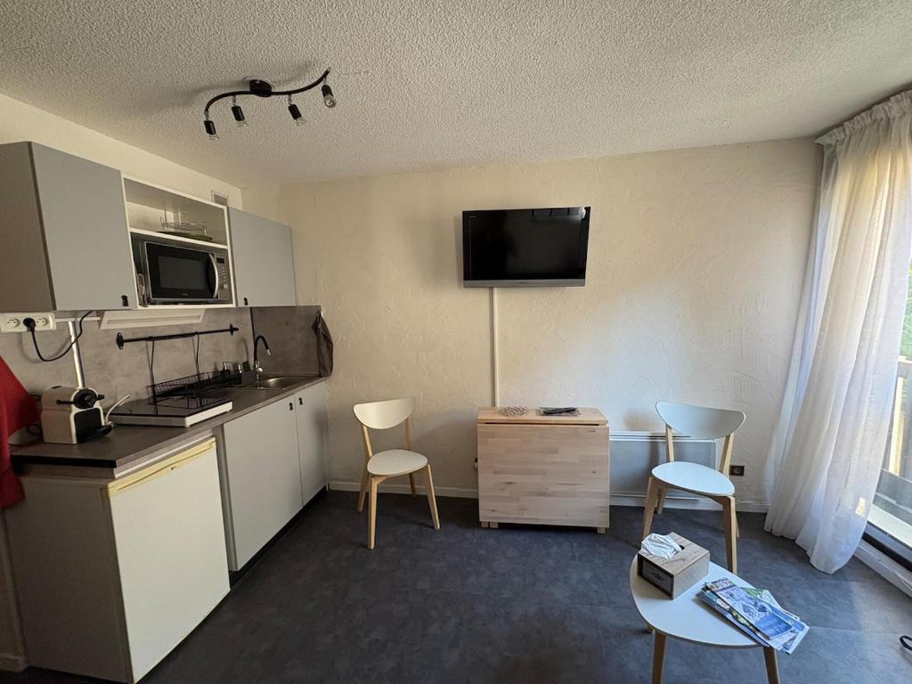 Charmant T1 - Parking privé, Luchon