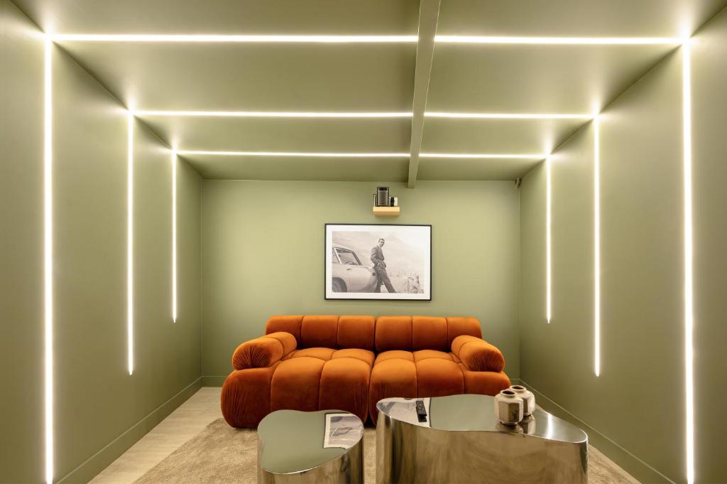 Loft design with sauna and home cinema - 2