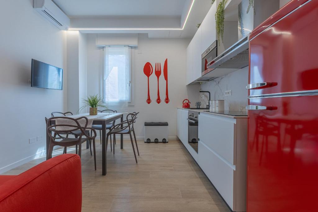 GuestHouse - Alemar House apartment x6! - 4