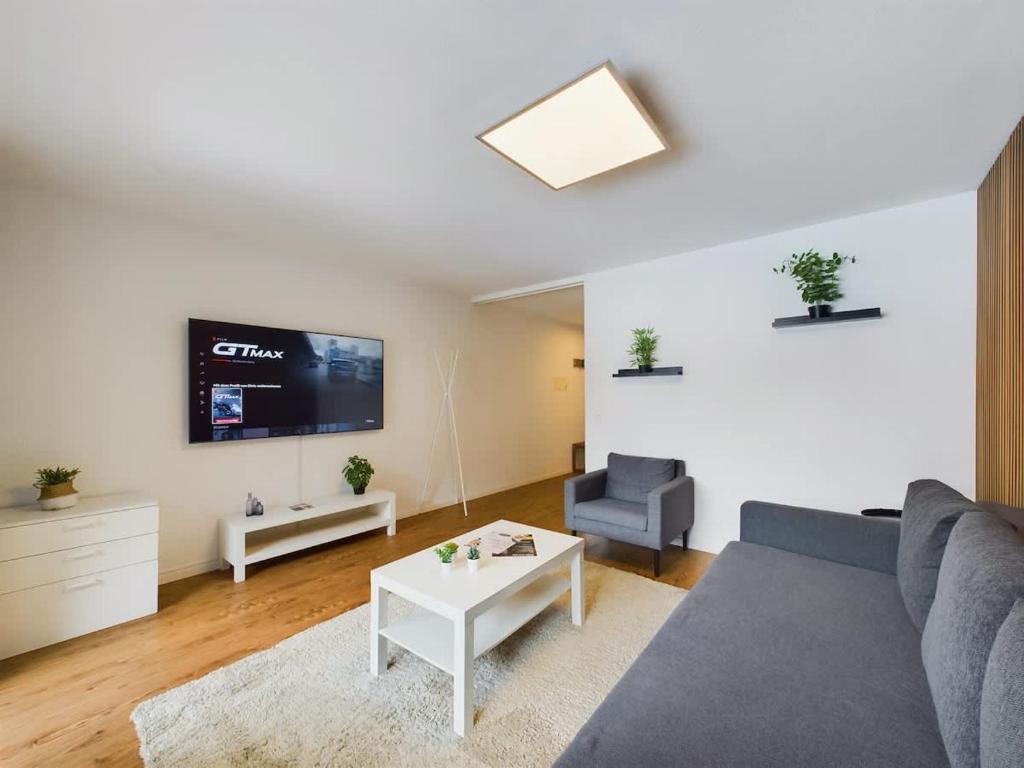 Pure Comfort! Entire Apartment with Abundant Space near Zermatt with parking! - 3