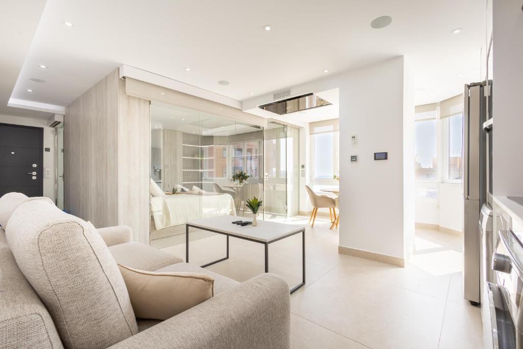 Luxury beachfront suite palmeras for 2 - Happy Rentals - 3