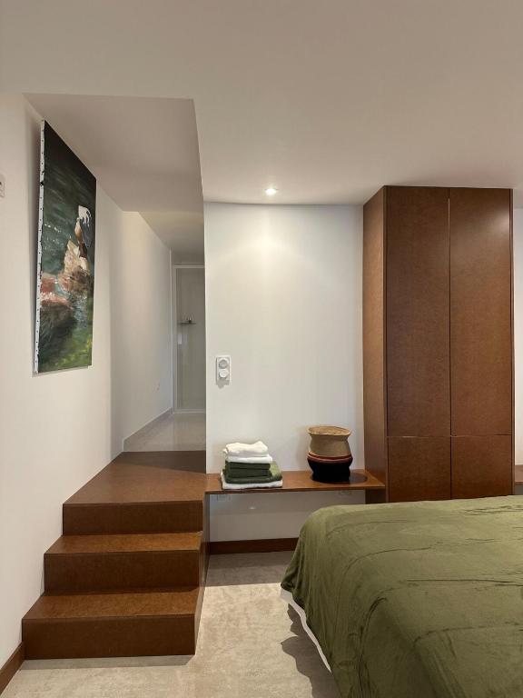 Grand studio refait à neuf - 2