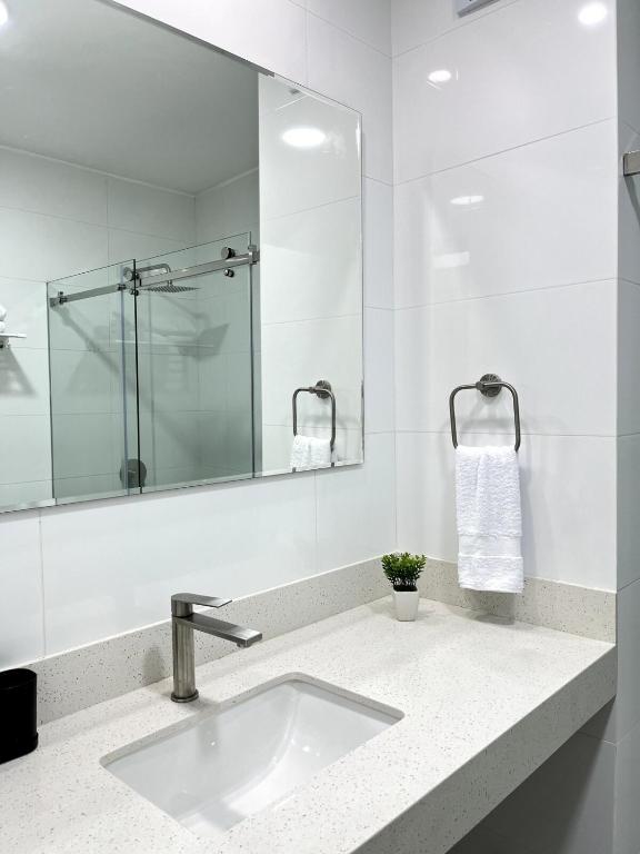 Brand new apartment in the heart of Miraflores 2HAB - 5