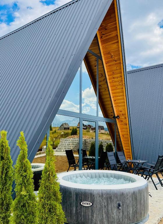 Durmitor's Mirror Žabljak, Žabljak