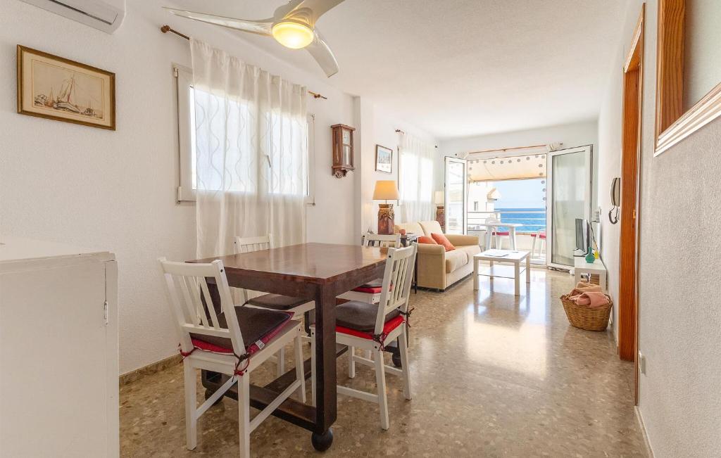 Stunning Apartment In Altea With Wifi - 2