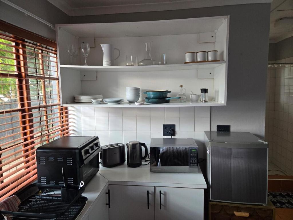 Central & cozy Vincent bachelor, East London