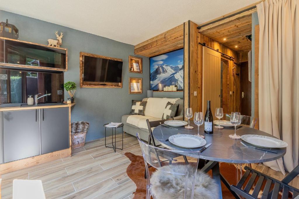Chalet studio Megève enface des remontées mécaniques et parking gratuit - 2